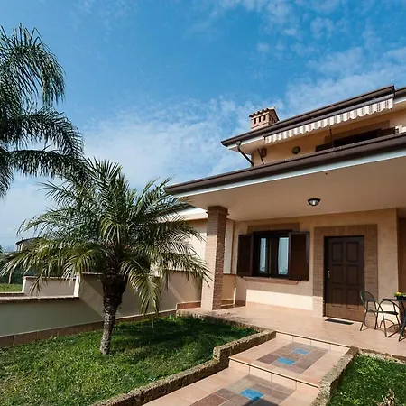 Villa Polifemo *